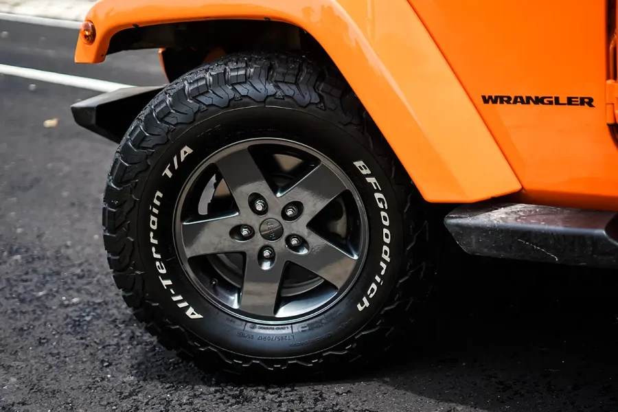 Jeep Rubicon Sahara Orange – Convertible & Off-Road Self-Drive Rental in Bali | The Fun Trev (BG.10)