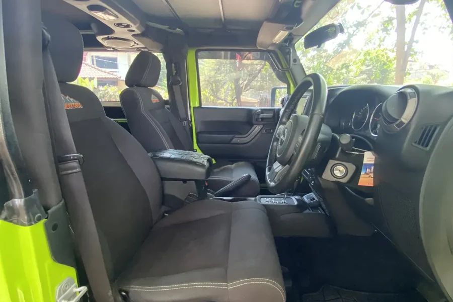 Jeep Rubicon Sahara Mountain – Neon Green Off-Road Rental in Bali | The Fun Trev (BG.11)