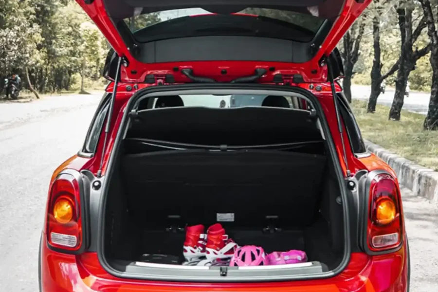 MINI Cooper Countryman – Premium Car Rental in Bali | The Fun Trev (BG.05)