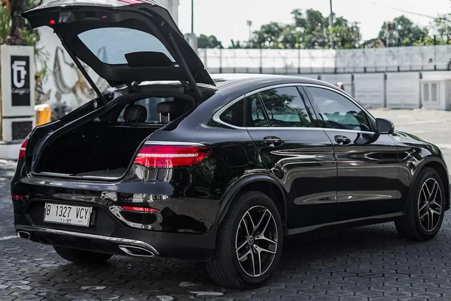 Mercedes-Benz GLC 300 – Luxury Car Rental in Bali | The Fun Trev (BG.04)