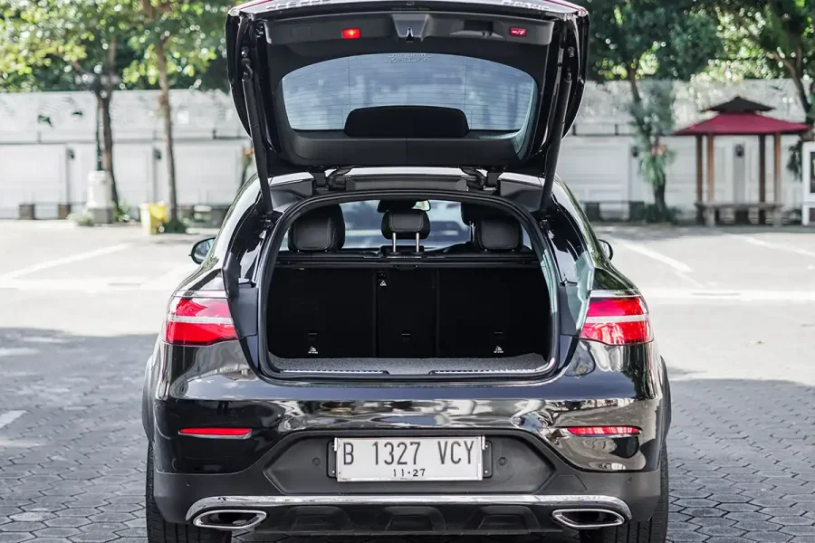 Mercedes-Benz GLC 300 – Luxury Car Rental in Bali | The Fun Trev (BG.04)