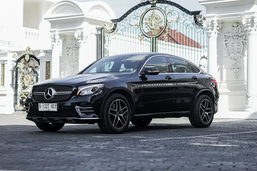 Mercedes-Benz GLC 300 – Luxury Car Rental in Bali | The Fun Trev (BG.04)