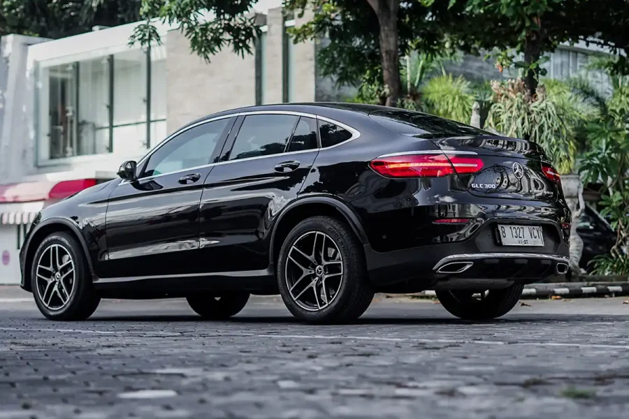 Mercedes-Benz GLC 300 – Luxury Car Rental in Bali | The Fun Trev (BG.04)