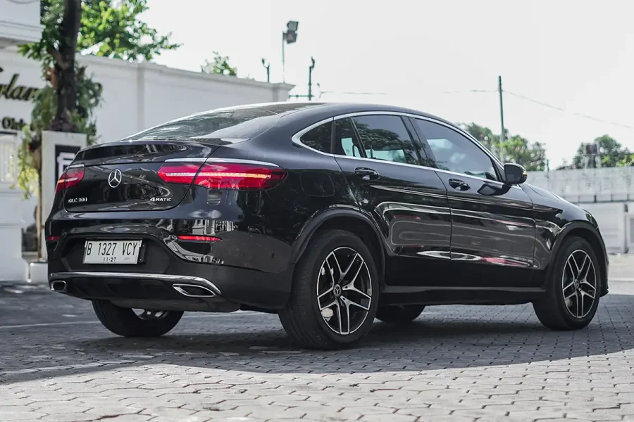 Mercedes-Benz GLC 300 – Luxury Car Rental in Bali | The Fun Trev (BG.04)