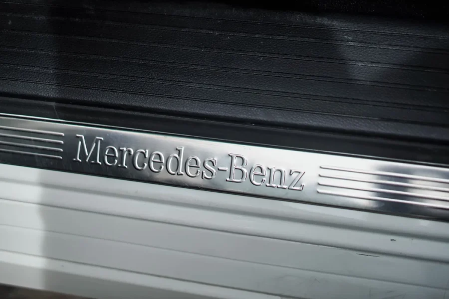 Mercedes-Benz ML 400 – Luxury SUV Rental in Bali | The Fun Trev (BG.03)