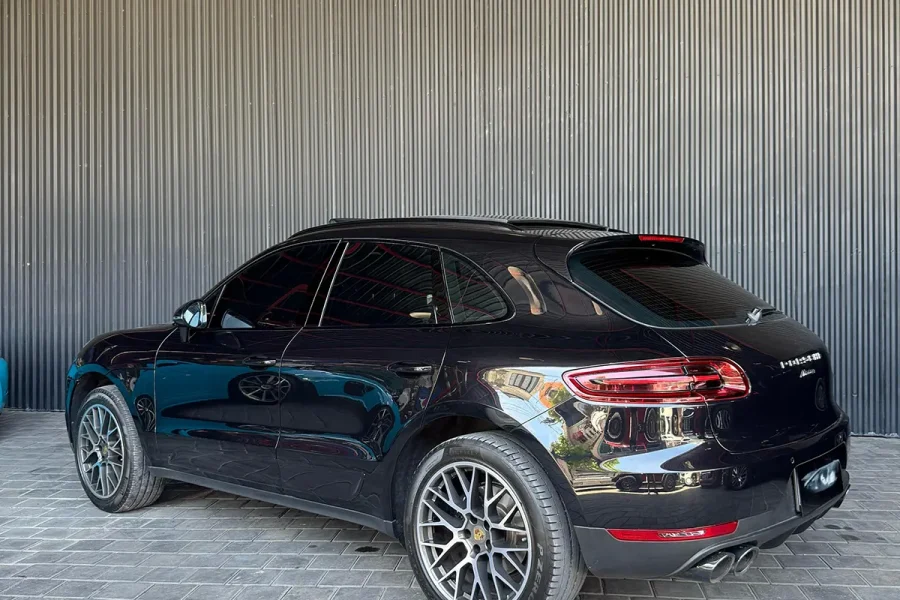 Porsche Macan 2020 – Luxury Self-Drive SUV Rental in Bali | The Fun Trev (BG.15)