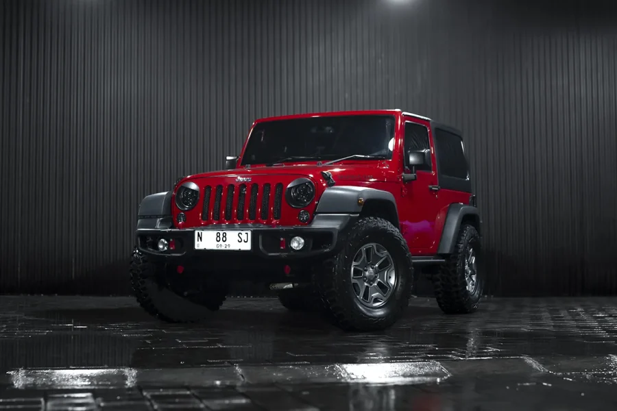 Jeep Rubicon Sahara Red – Convertible & Off-Road Car Rental in Bali | The Fun Trev (BG.09)