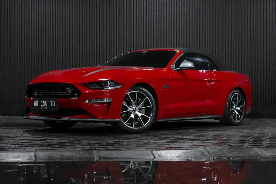 Ford Mustang 2022 Convertible – Luxury Cabrio Car Rental in Bali | The Fun Trev (BG.18)