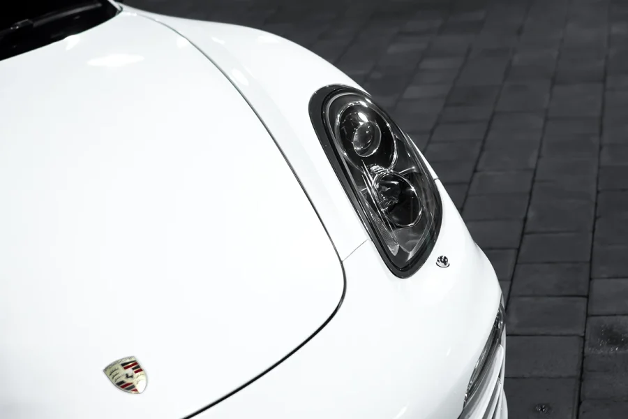 Porsche 718 Boxster – White 2023 – Luxury Convertible Self-Drive in Bali | The Fun Trev (BG.16)