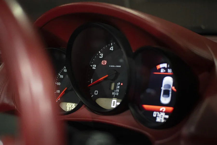 Porsche 718 Boxster – White 2023 – Luxury Convertible Self-Drive in Bali | The Fun Trev (BG.16)