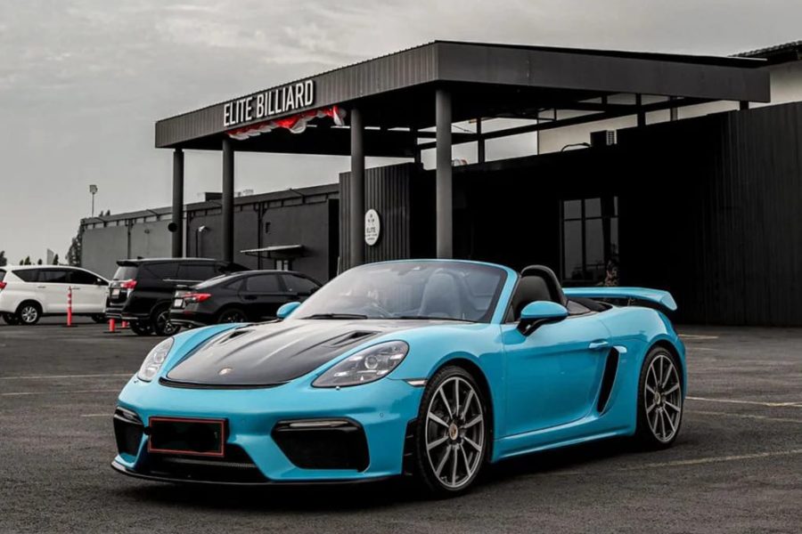 Porsche 718 GT4 Voodoo Blue – Luxury Convertible Self-Drive Rental in Bali | The Fun Trev (BG.17)