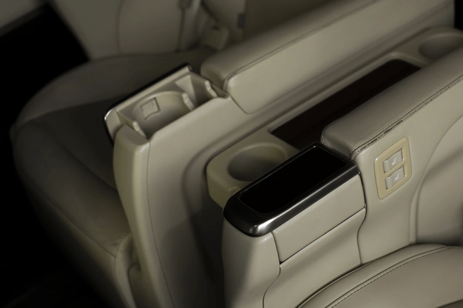 Toyota Alphard Transformer – Luxury Car Rental in Bali | The Fun Trev (BG.02)