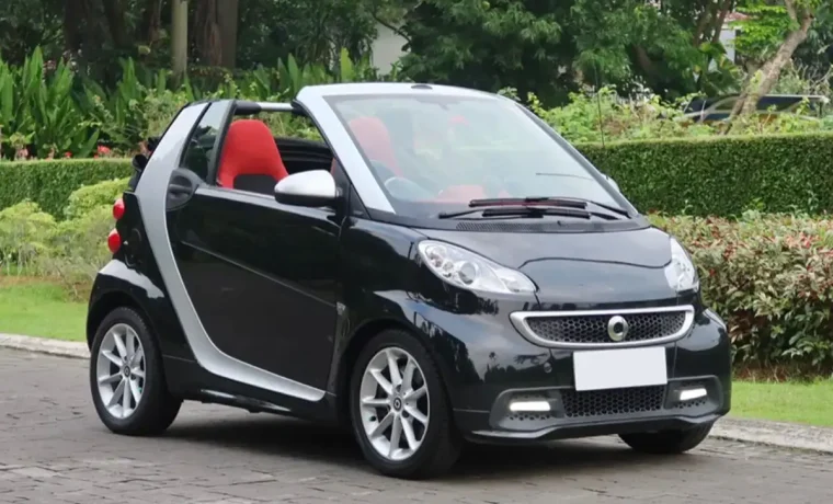 Smart Fortwo Cabriolet Black Rental Bali – Stylish Car Hire | The Fun Trev (BG.01)