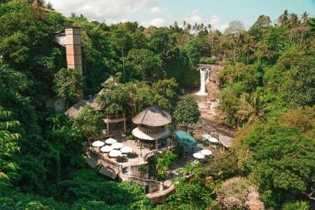 Tegenungan waterfall